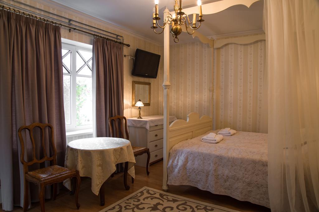 Kärdla Posti Hostel מראה חיצוני תמונה