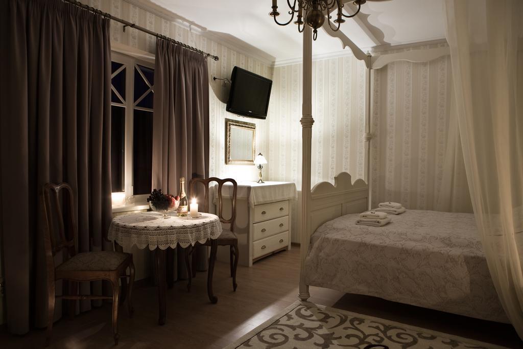 Kärdla Posti Hostel מראה חיצוני תמונה