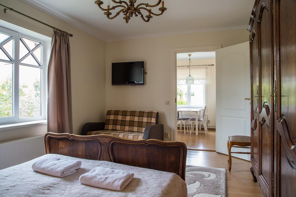 Kärdla Posti Hostel מראה חיצוני תמונה