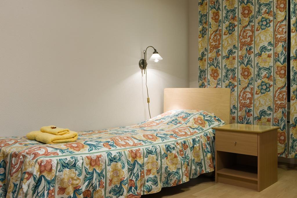 Kärdla Posti Hostel מראה חיצוני תמונה