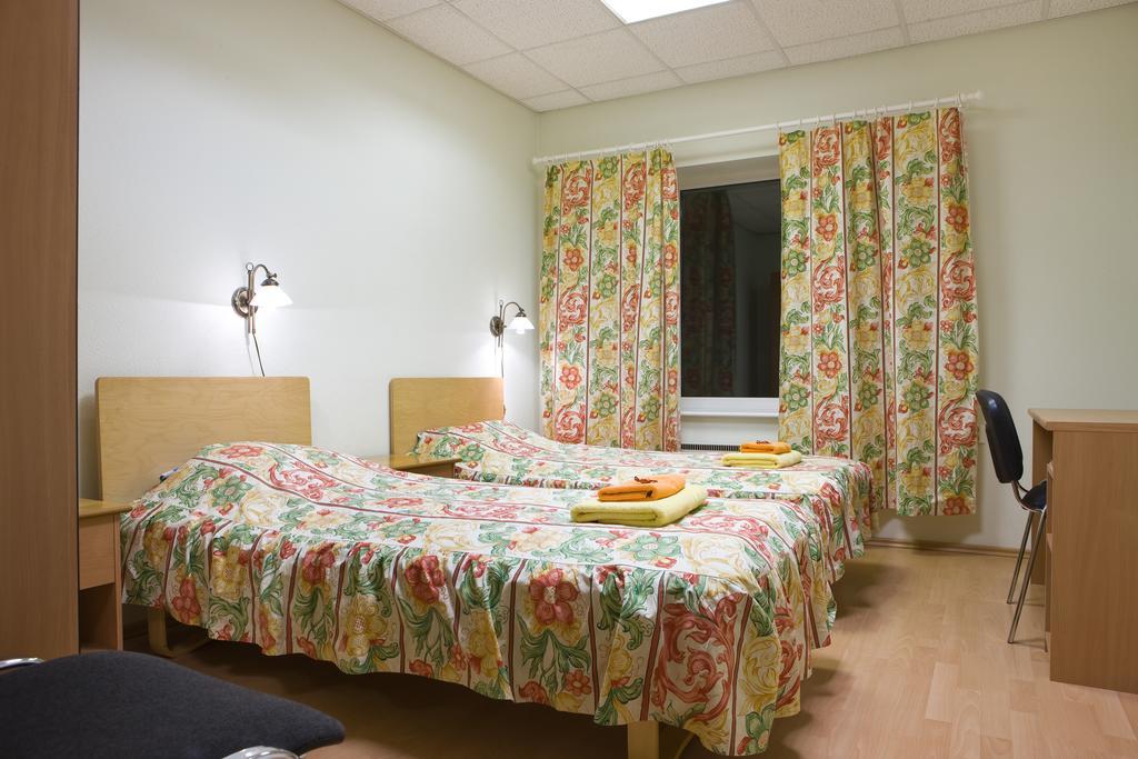 Kärdla Posti Hostel מראה חיצוני תמונה